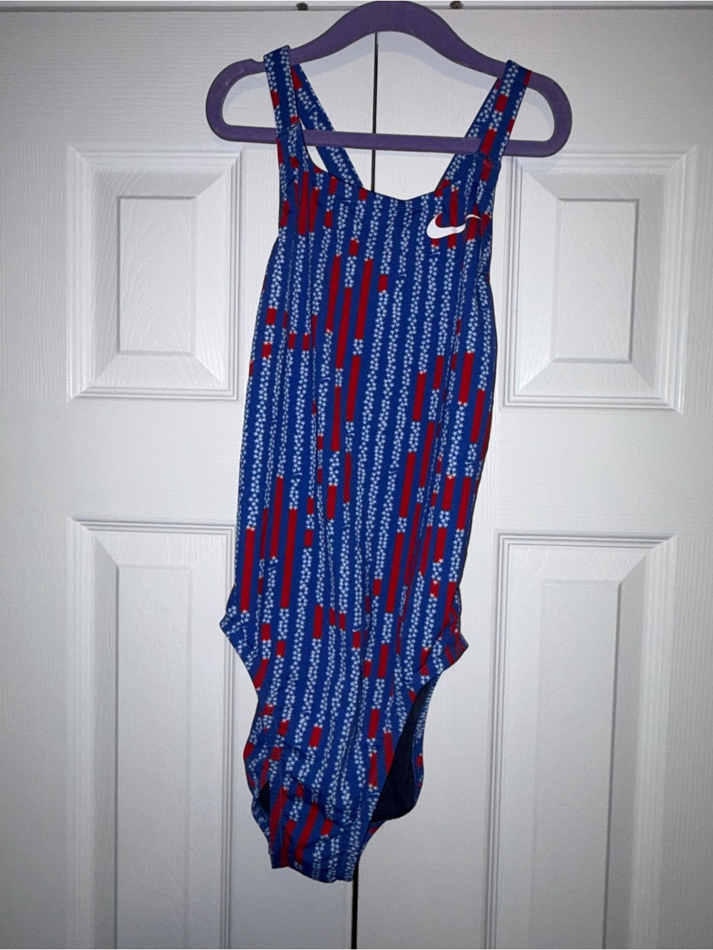 Nike Women’s One-Piece Swimsuit Patriotic Stars/Stripes Racerback size 30